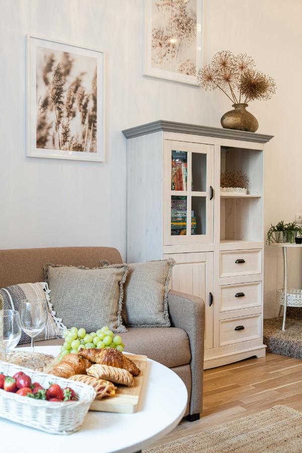 Old Town Wawel II Premium Apartments Cracovia Exterior foto